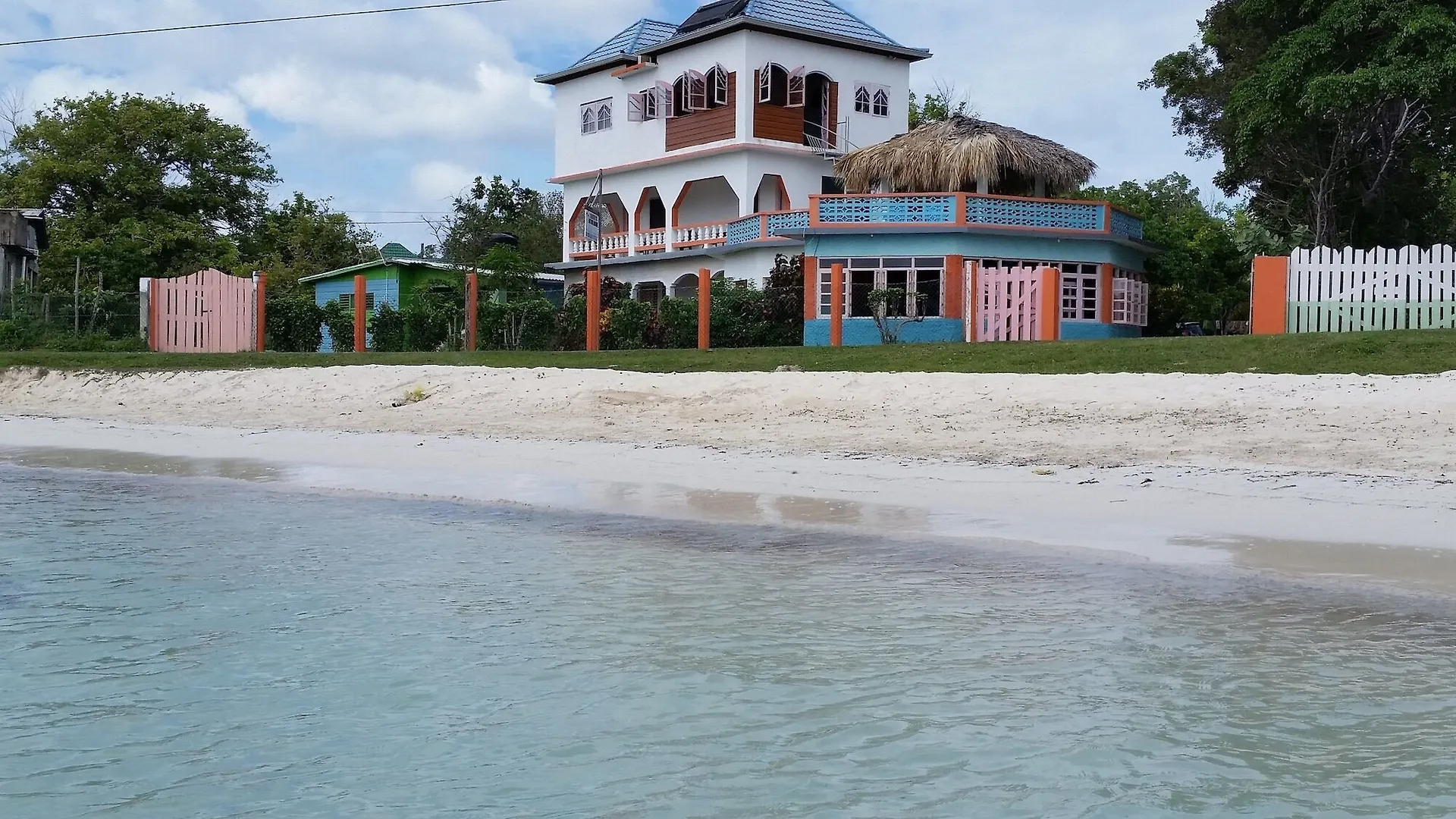 Richie\'S On The Beach location